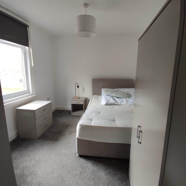 Studio to rent - Photo 1