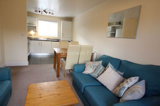 2 Alders Road, Wythenshawe - Photo 1