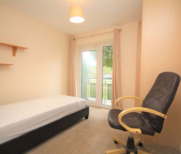 Whitehall Square, Perrystown, Dublin 12 - Photo 3