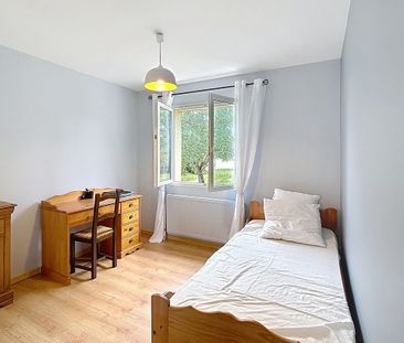Location Maison 4 pièces 103m² ST SULPICE LA POINTE 81370 - Photo 1