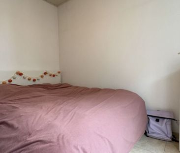 Appartement te huur in Gent voor € 650 met 1 slaapkamer - Photo 2