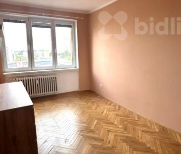 Slunný byt 2+kk s balkonem a skvělým výhledem - Praha 3, Žižkov - Фото 1