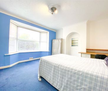 6 bedroom semi-detached house to rent - Photo 4