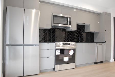 5350 Av. Victoria, apt. 206 - Photo 2