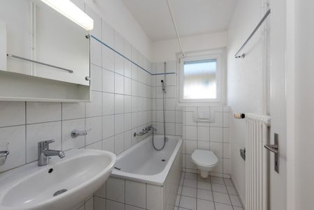 Idyllische Wohnung mit grossem Gartensitzplatz - Foto 4