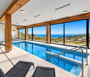 Luxury penthouse for rent in Benahavís, Spain - Photo 2