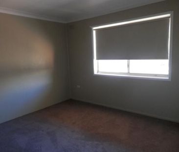 8-87 Raye Street Tolland NSW - Photo 1