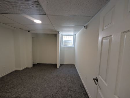 For Lease - 573 Sheppard Avenue, Pickering, Ontario - Photo 5