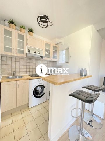 Location Appartement PARIS 18 - - Photo 5