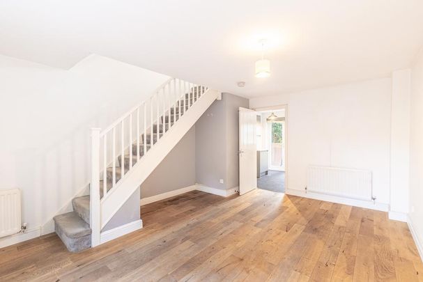 2 bedroom townhouse to rent - Photo 1