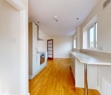 2 bedroom semi-detached bungalow to rent - Photo 5