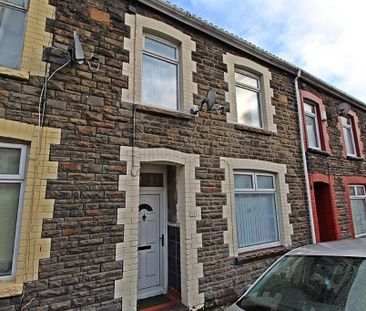 4 bedroom house to rent - Photo 2