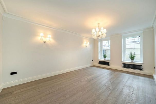 4 bedroom flat to rent - Photo 1