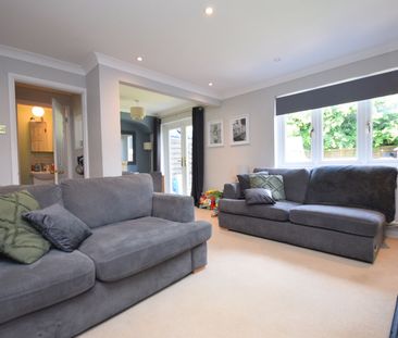 Chestnut Court, CB11, Saffron Walden - Photo 1