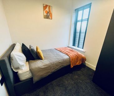 1 bedroom in a house share to rent - Photo 3