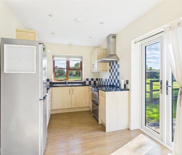 1 bedroom semi-detached house to rent - Photo 3