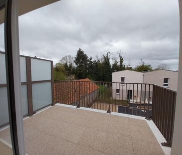 Location Appartement 3 Pièces 64 m² - Photo 1