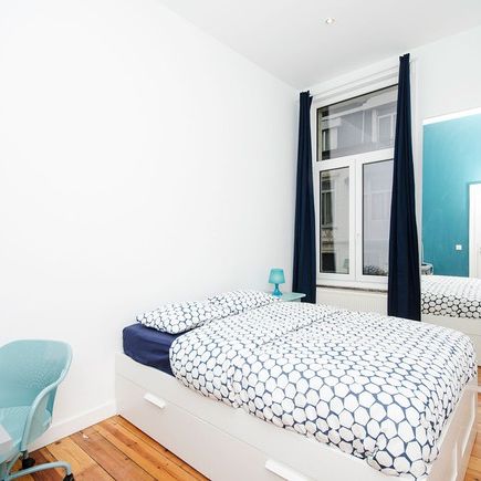 Room at Rue Elise 120 - Photo 1