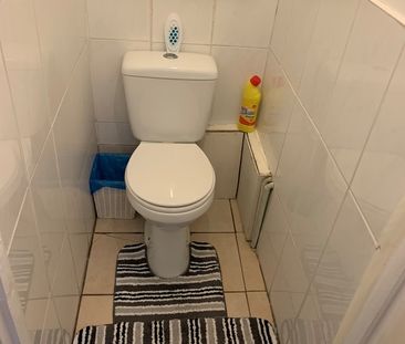 Room in a Shared House, Wanlip Road, E13 - Photo 5