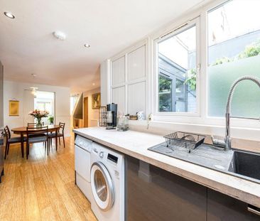 3 bedroom terraced house to rent - Photo 6