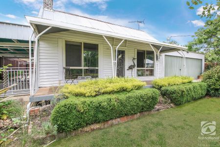 54 Finch Street, 3747, Beechworth Vic - Photo 2