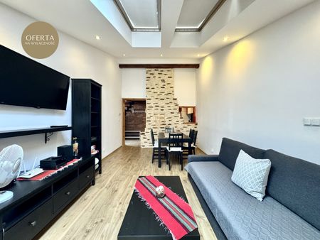 Klimatyczny apartament na wynajem Stare Miasto - Zdjęcie 4