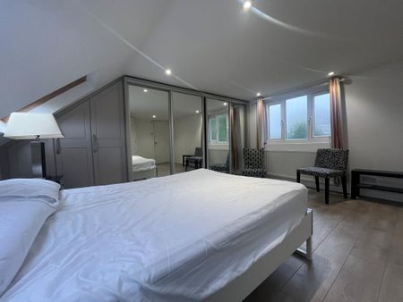 4 bedroom semi-detached house to rent - Photo 3