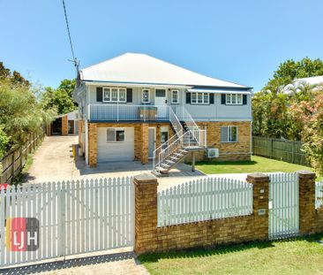 MASSIVE TOP FLOOR, 1 BEDROOM APARTMENT IN KEDRON - Photo 4