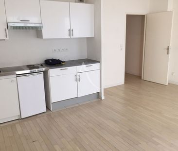 Location Appartement 1 pièce 30m² - Photo 5