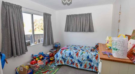 Two Bedroom Home - Photo 5