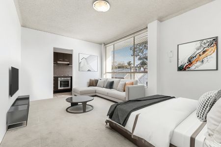 Light-Filled Studio Apartment – The Perfect Urban Retreat - Photo 3