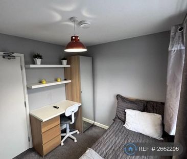 1 bedroom in a house share to rent - Photo 3