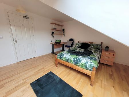 Room 11 Available, Luxury room, 11 Bedroom House, Willowbank Mews – Student Accommodation Coventry - Photo 3