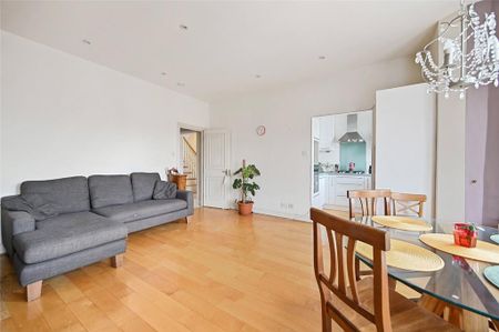 3 bedroom apartment to rent - Photo 2