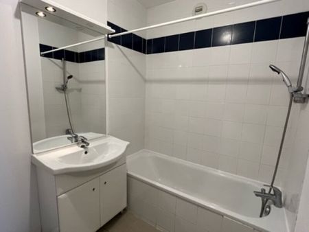 Location Appartement 2 pièces 44m² ST PIERRE DU MONT 40280 - Photo 5