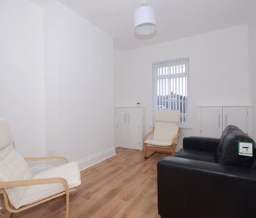 103 Donegall Avenue, Belfast BT12 6LT - Photo 3