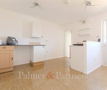 1 bedroom apartment to rent - Photo 2