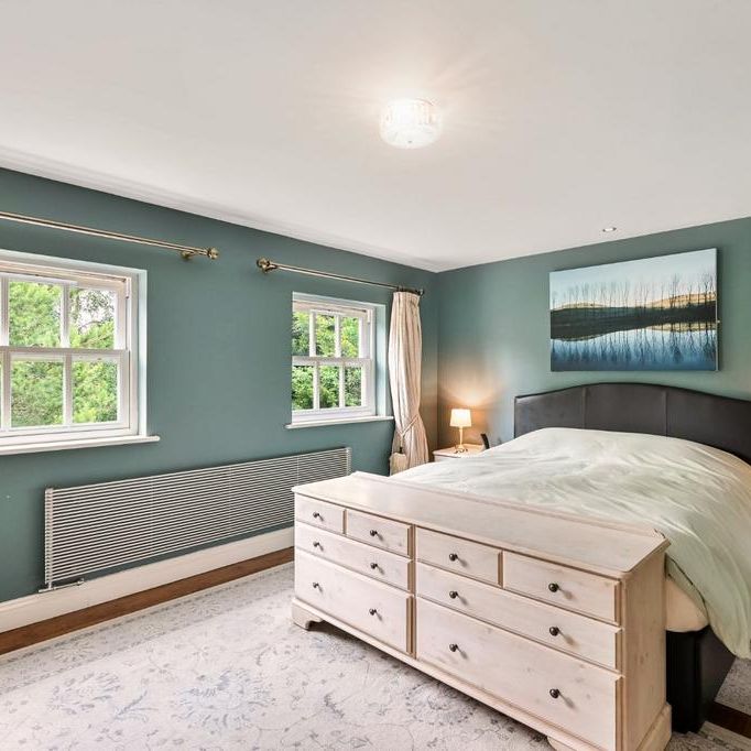 6 bedroom detached house to rent - Photo 1