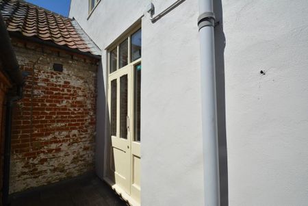1 bedroom apartment to rent - Photo 2