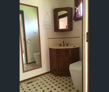 DON’T MISS OUT ON THIS FABULOUS FAMILY HOME – GREAT LOCATION - Photo 2