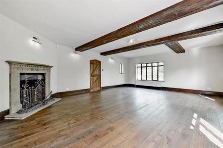 5 bedroom detached house to rent - Photo 4