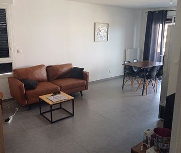 Location appartement 2 pièces, 50.46m², Cuers - Photo 5
