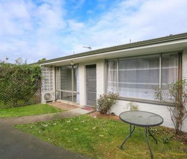 2 Bedroom – Newly Renovated – Riccarton - Photo 5