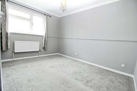 Portnoi Close, Romford, RM1 - Photo 4