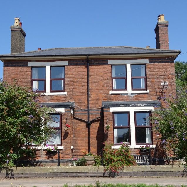 Harbour House, 1 Dock Road, Sharpness, Berkeley - Photo 1