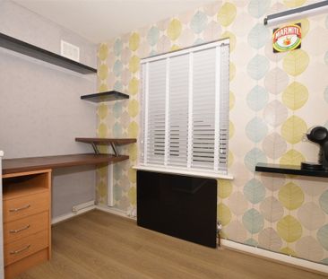 Reeve Road, Reigate, Surrey, RH2 - Photo 4