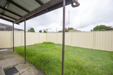 Central to Town - Photo 3