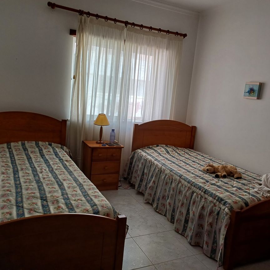 Apartamento T2 Arrendamento de Outubro a Maio - Photo 1