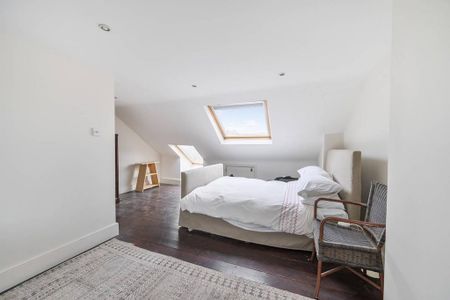 4 bedroom terraced house to rent - Photo 3