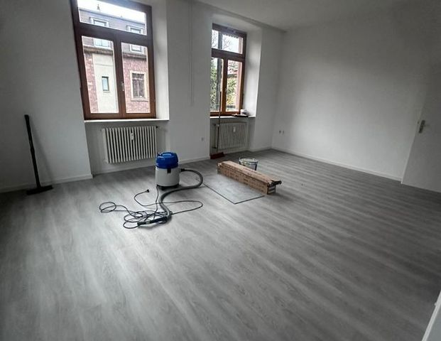 2-Zimmer-Wohnung NUR für Personen mit WBS-Zusatz für Schwerbehinderung oder Rollstuhlnutzer - Photo 1